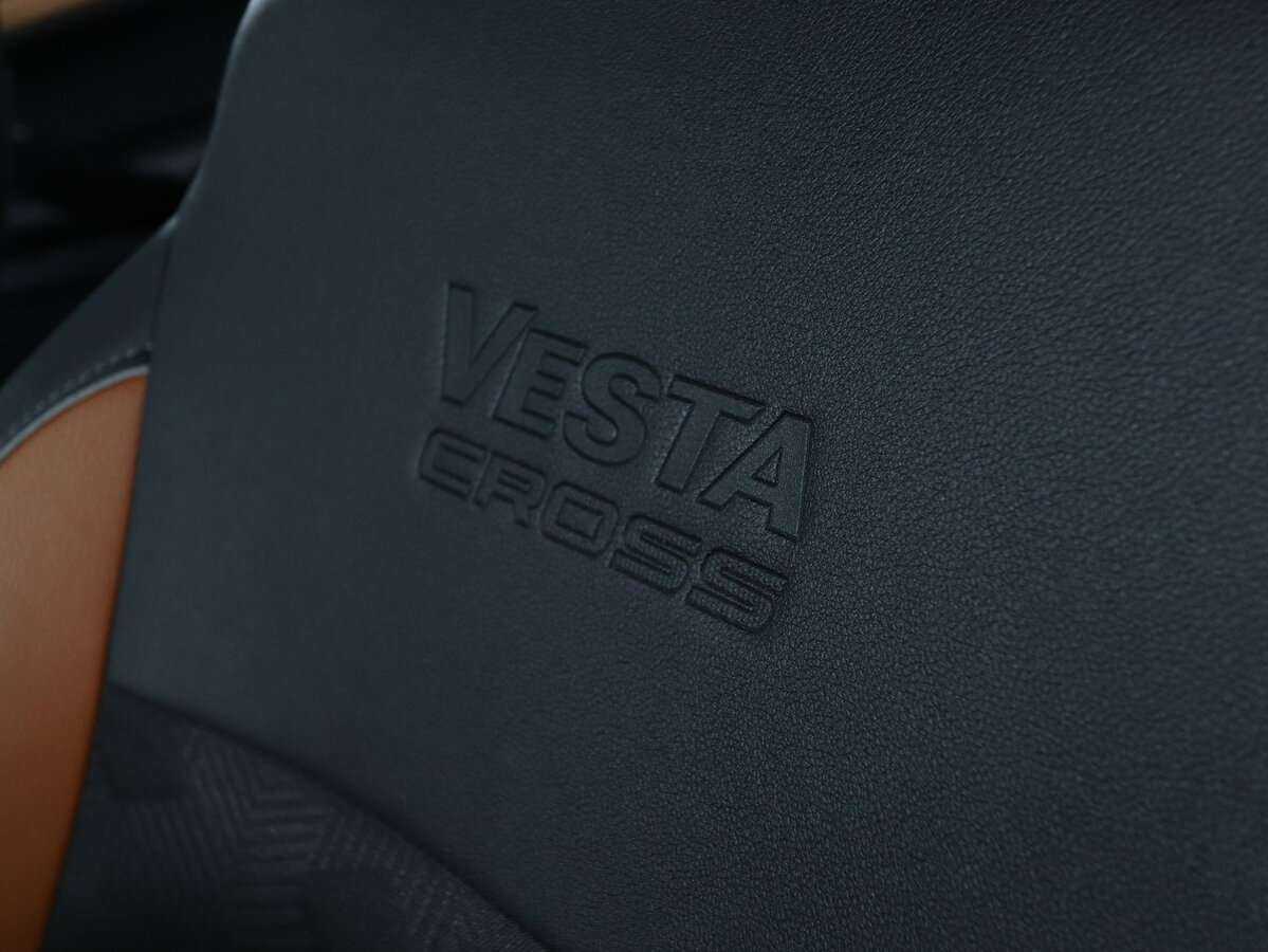 Lada (ВАЗ) Vesta 2023 года с пробегом. Фото: #10