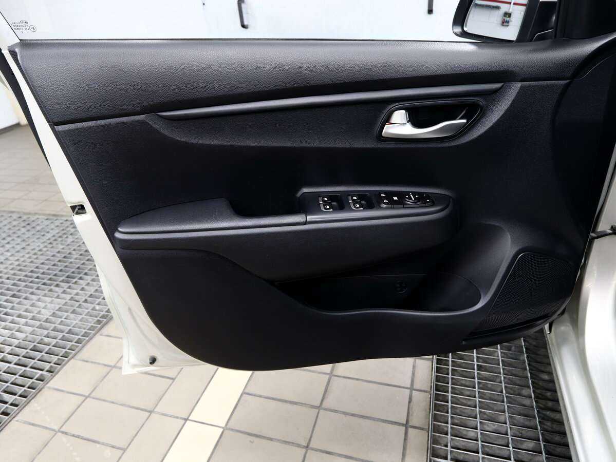 Kia Rio 2019 года с пробегом. Фото: #13