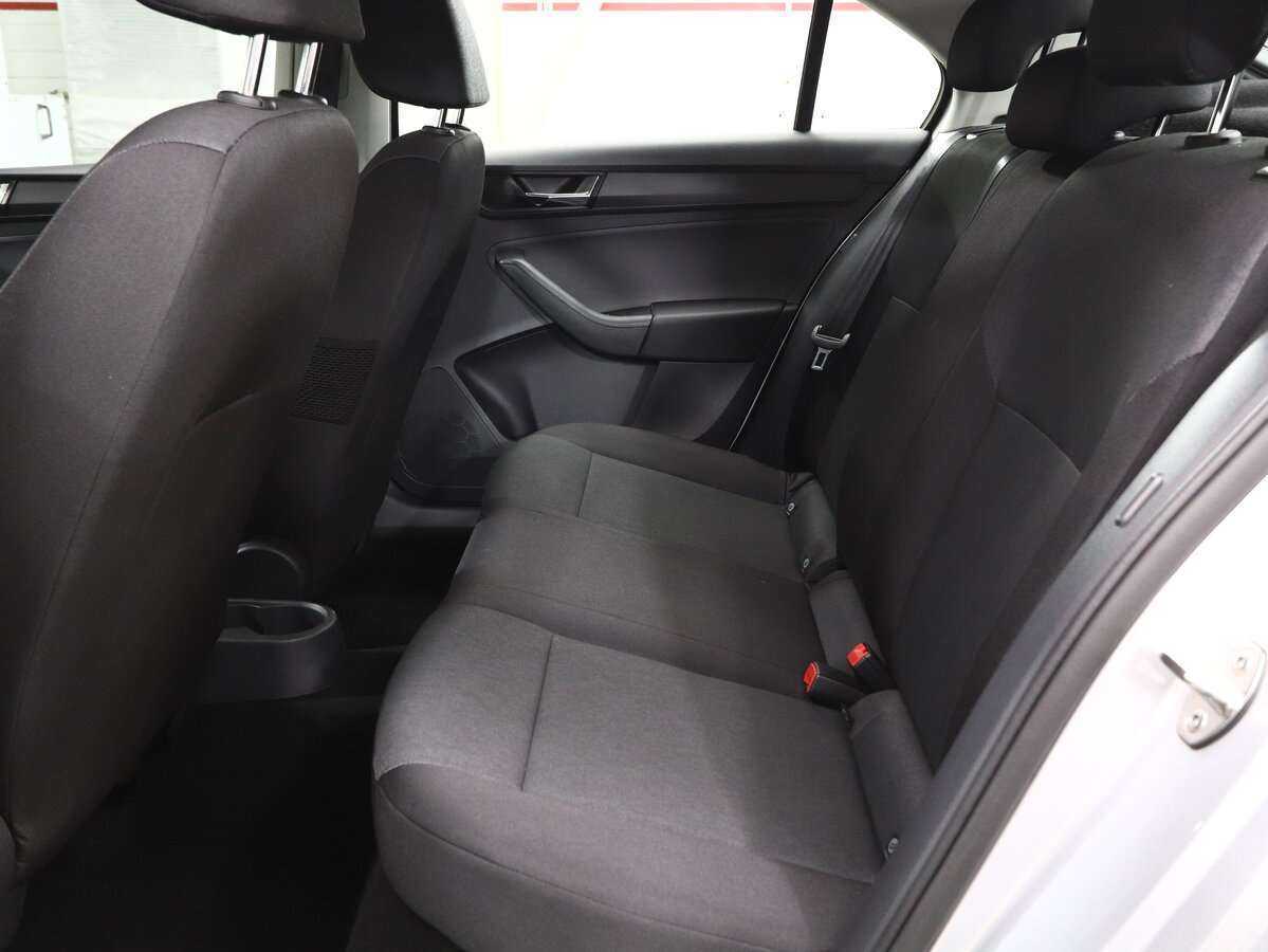 Skoda Rapid 2018 года с пробегом. Фото: #14