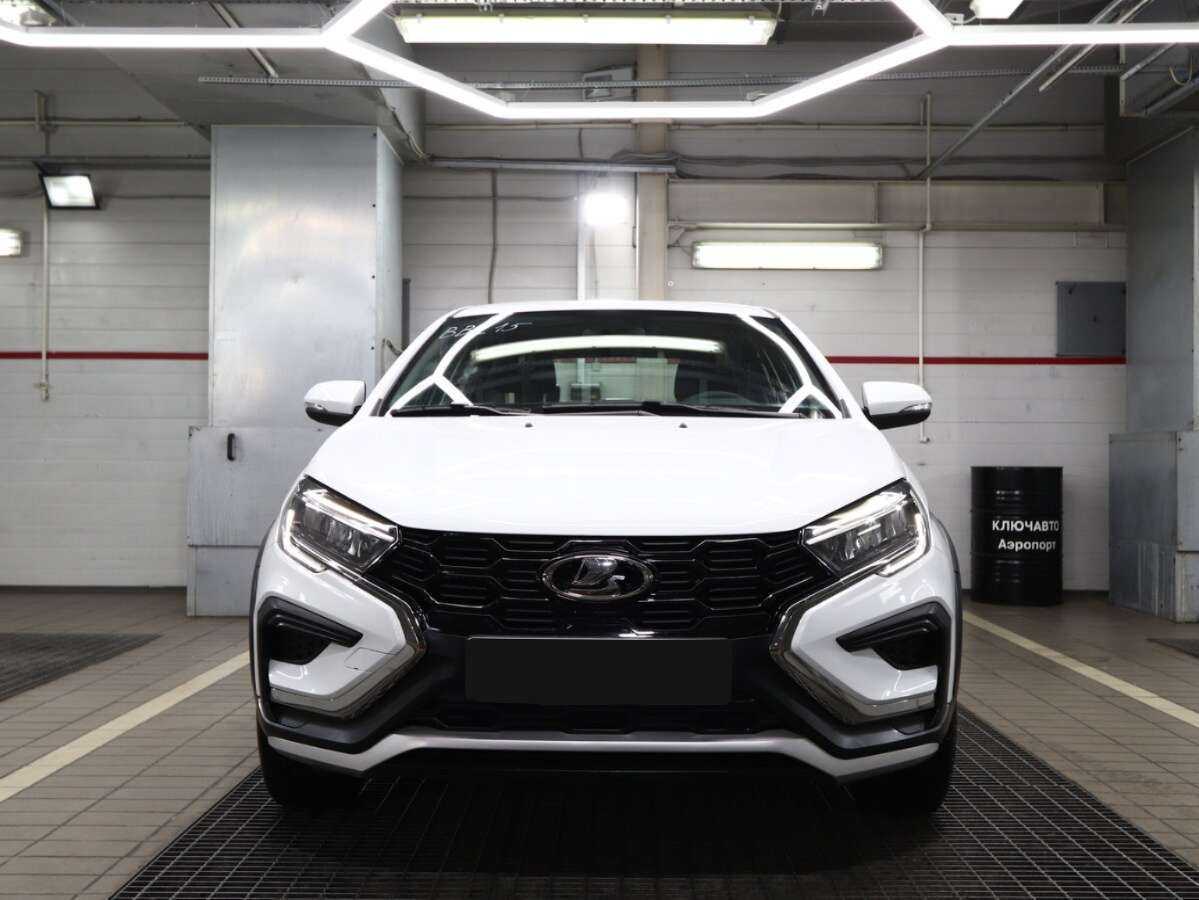 Lada (ВАЗ) Vesta 2024 года с пробегом. Фото: #2