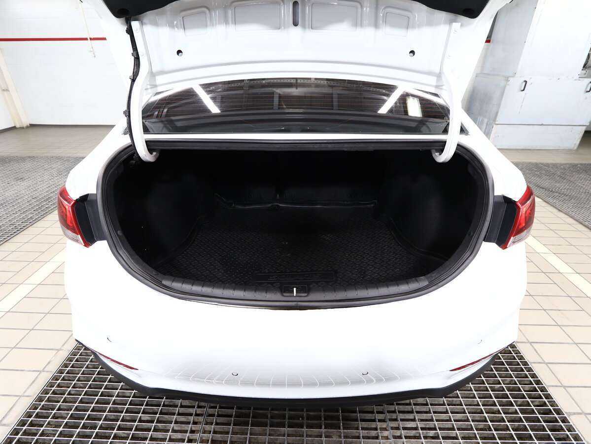 Hyundai Solaris 2018 года с пробегом. Фото: #4