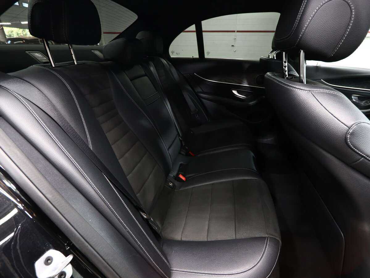 Mercedes-Benz E-Класс 2018 года с пробегом. Фото: #17