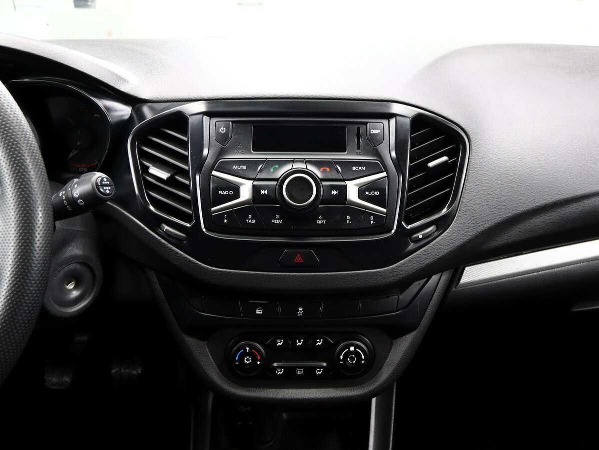 Lada (ВАЗ) Vesta 2020 года с пробегом. Фото: #17