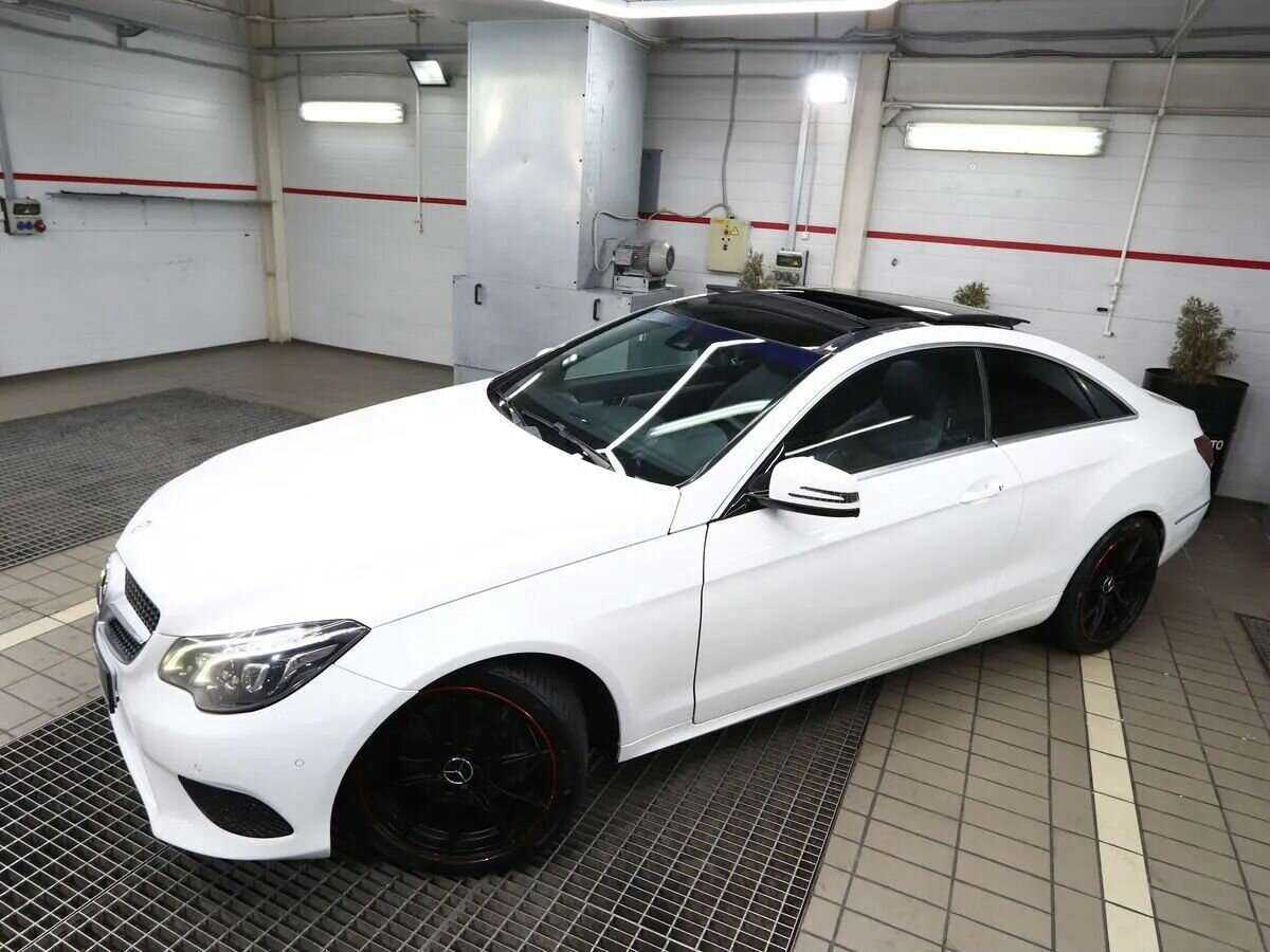 Mercedes-Benz E-Класс 2013 года с пробегом. Фото: #4