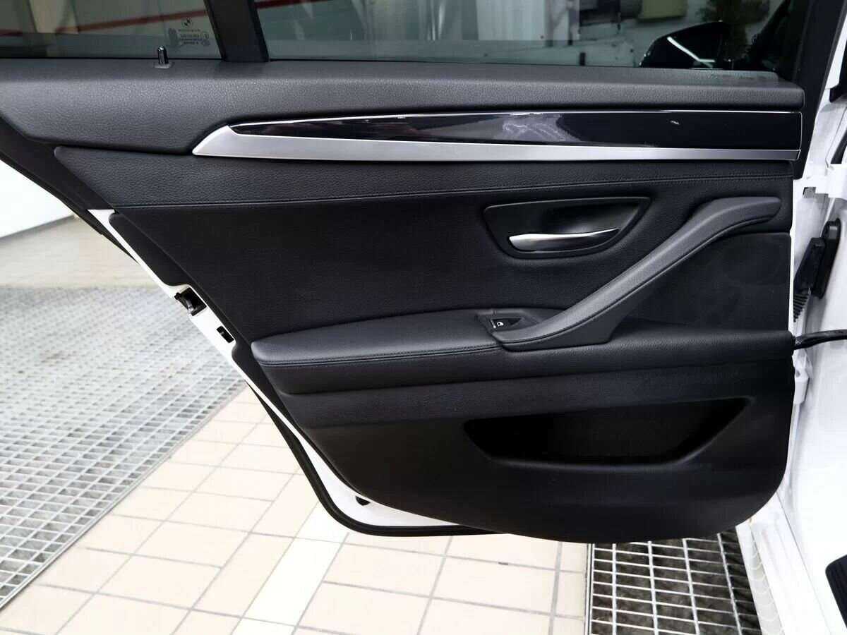 BMW 5 серии 2016 года с пробегом. Фото: #14