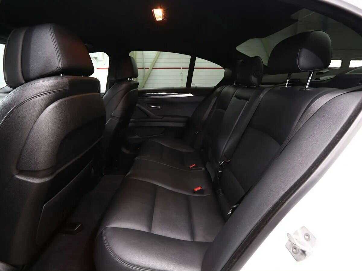 BMW 5 серии 2016 года с пробегом. Фото: #21