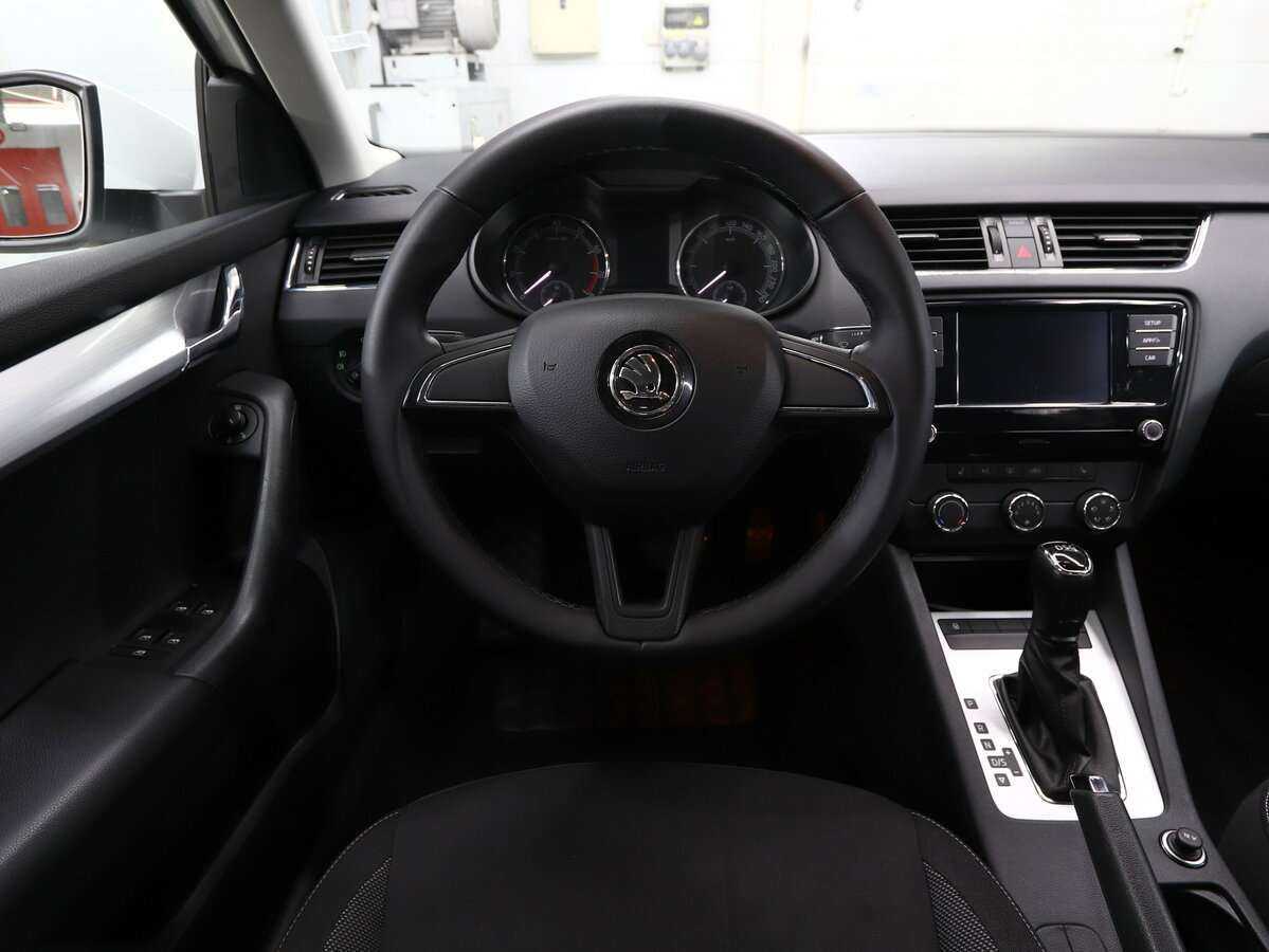 Skoda Octavia 2018 года с пробегом. Фото: #15