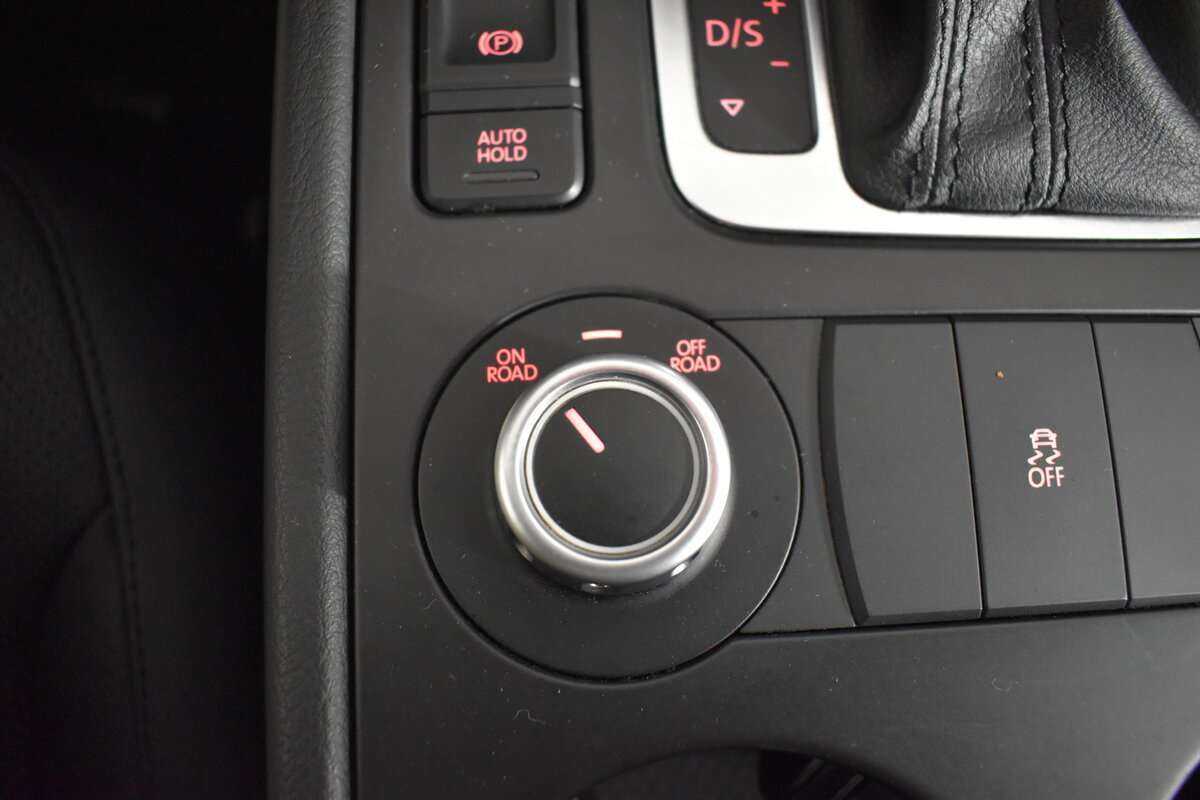 Volkswagen Touareg 2013 года с пробегом. Фото: #16