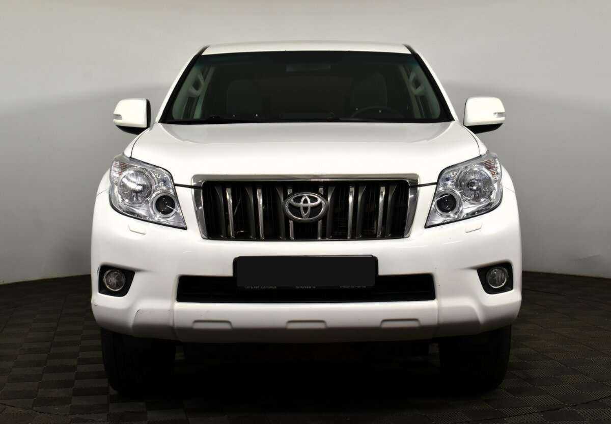Toyota Land Cruiser Prado 2012 года с пробегом. Фото: #1