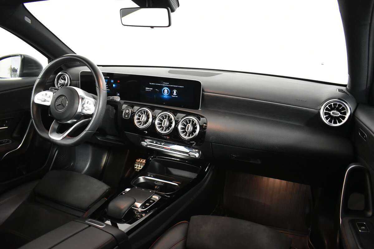 Mercedes-Benz A-Класс 2018 года с пробегом. Фото: #9