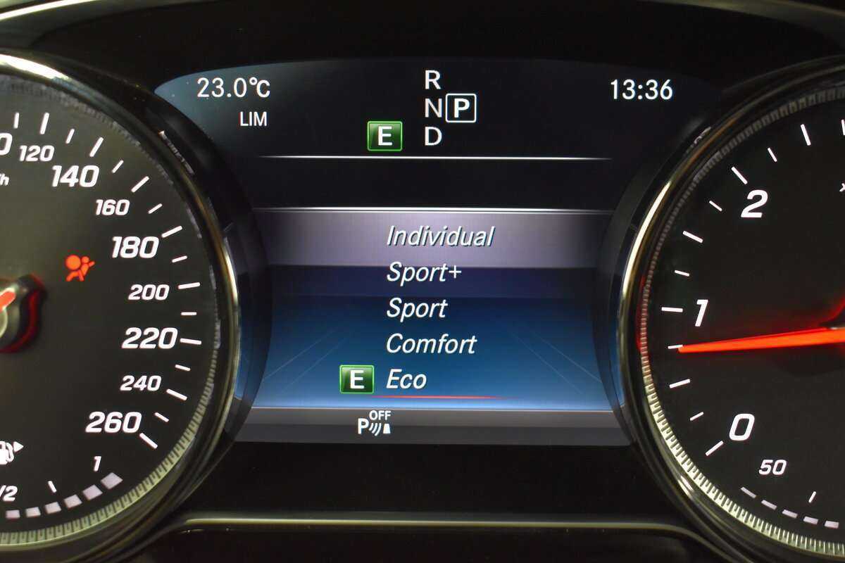 Mercedes-Benz E-Класс 2018 года с пробегом. Фото: #20