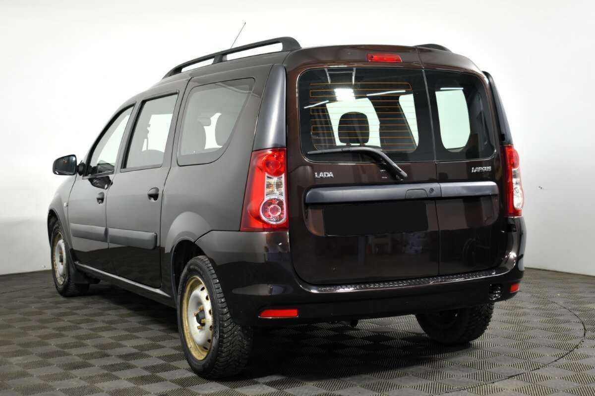 Lada (ВАЗ) Largus 2018 года с пробегом. Фото: #4