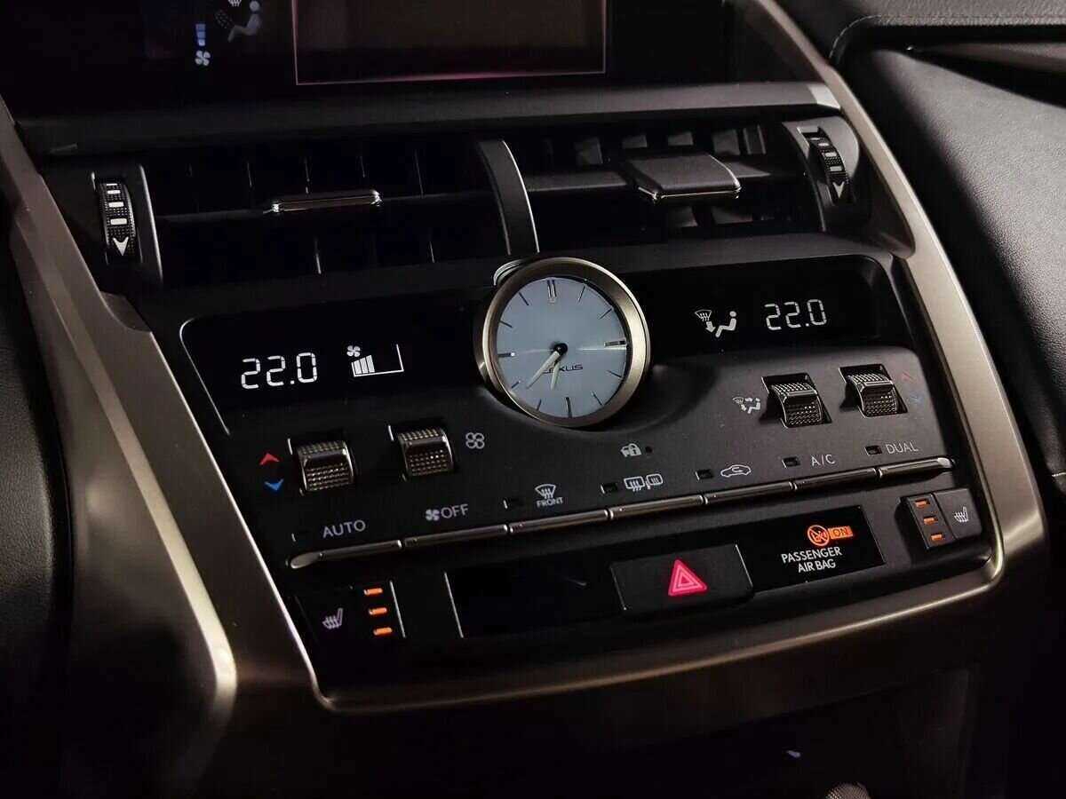 Lexus NX 2018 года с пробегом. Фото: #15