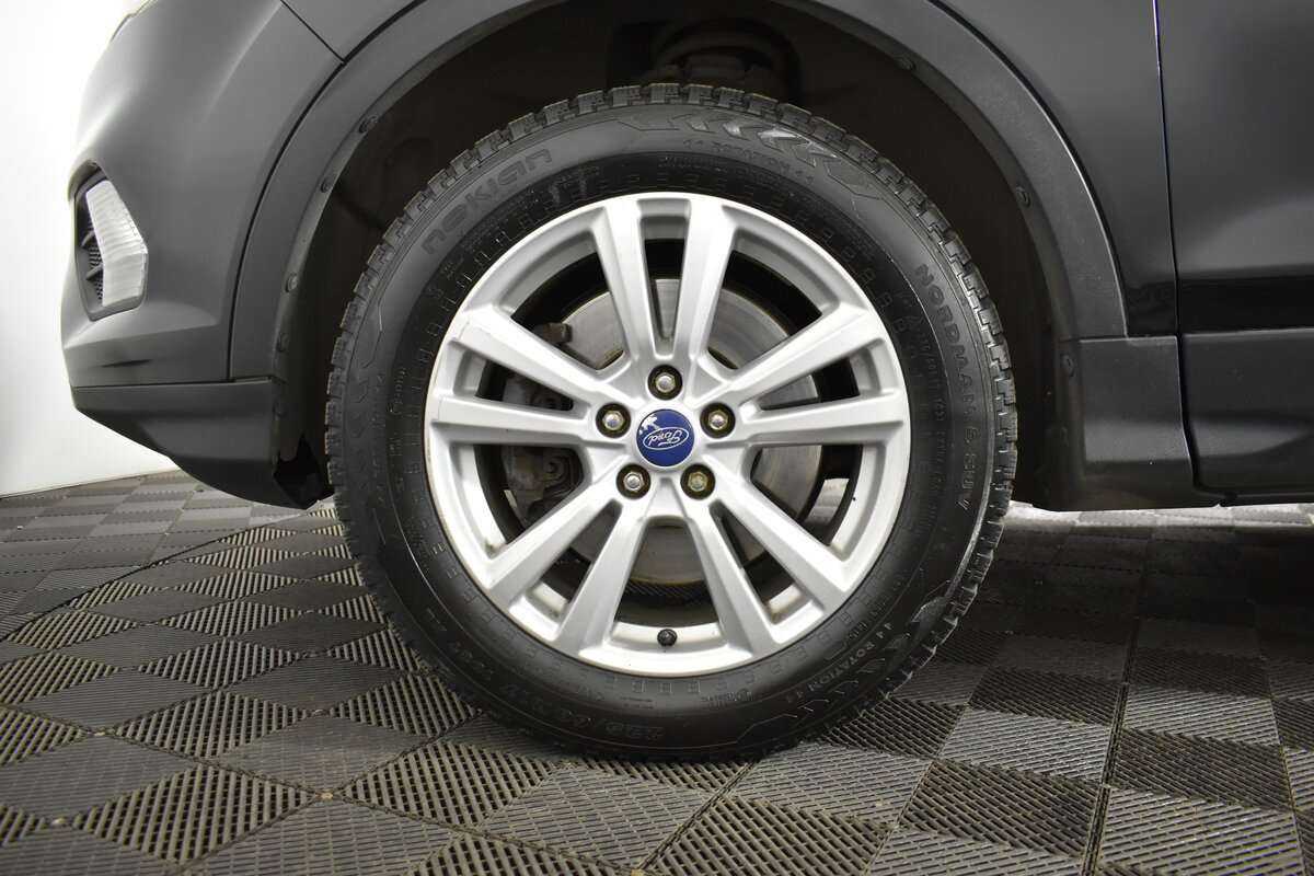 Б/У Форд Куга 2017 года. Фото: #7