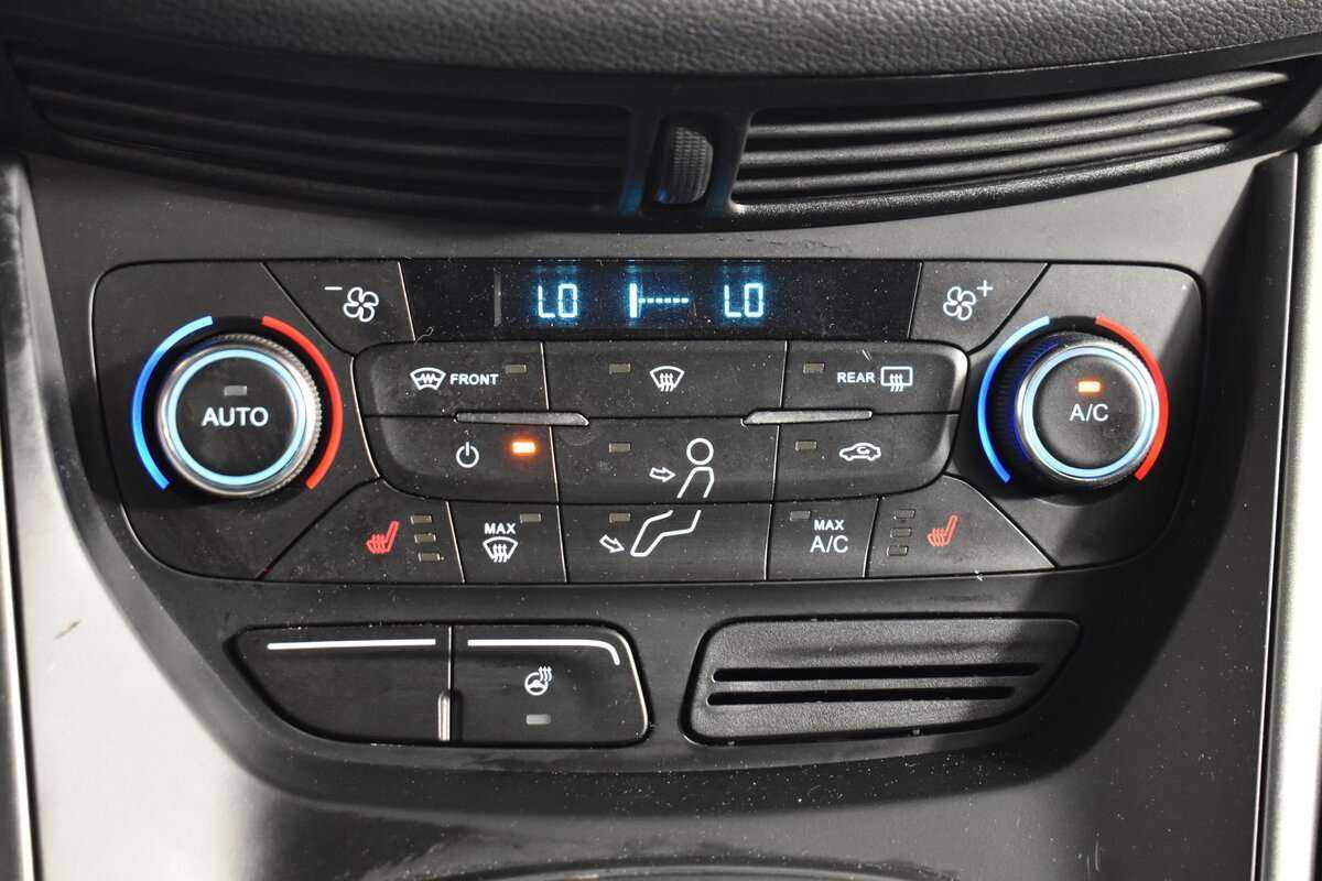 Б/У Форд Куга 2017 года. Фото: #21