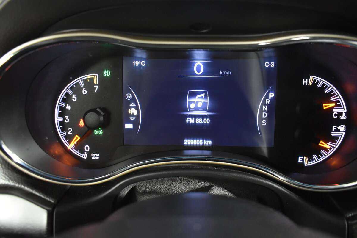 Jeep Grand Cherokee 2014 года с пробегом. Фото: #14