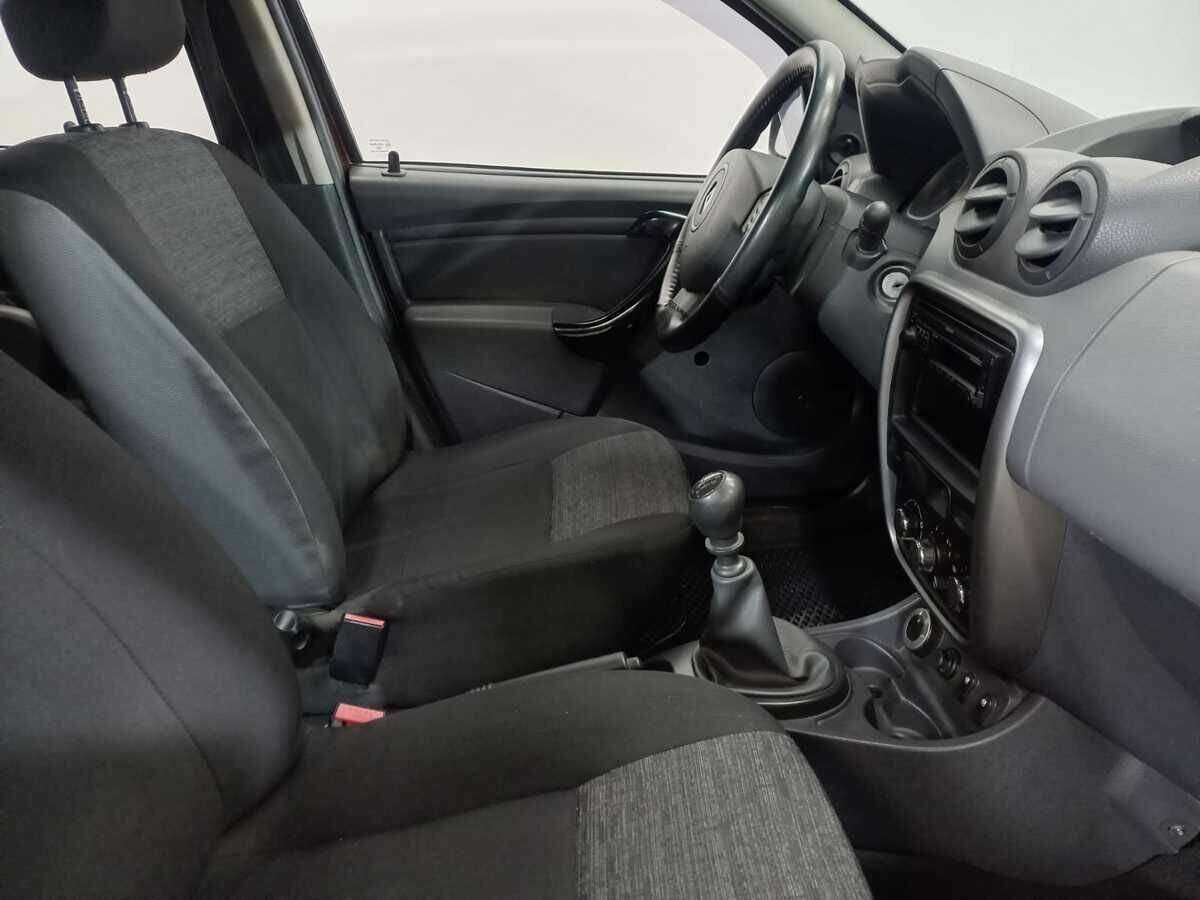 Renault Duster 2012 года с пробегом. Фото: #9