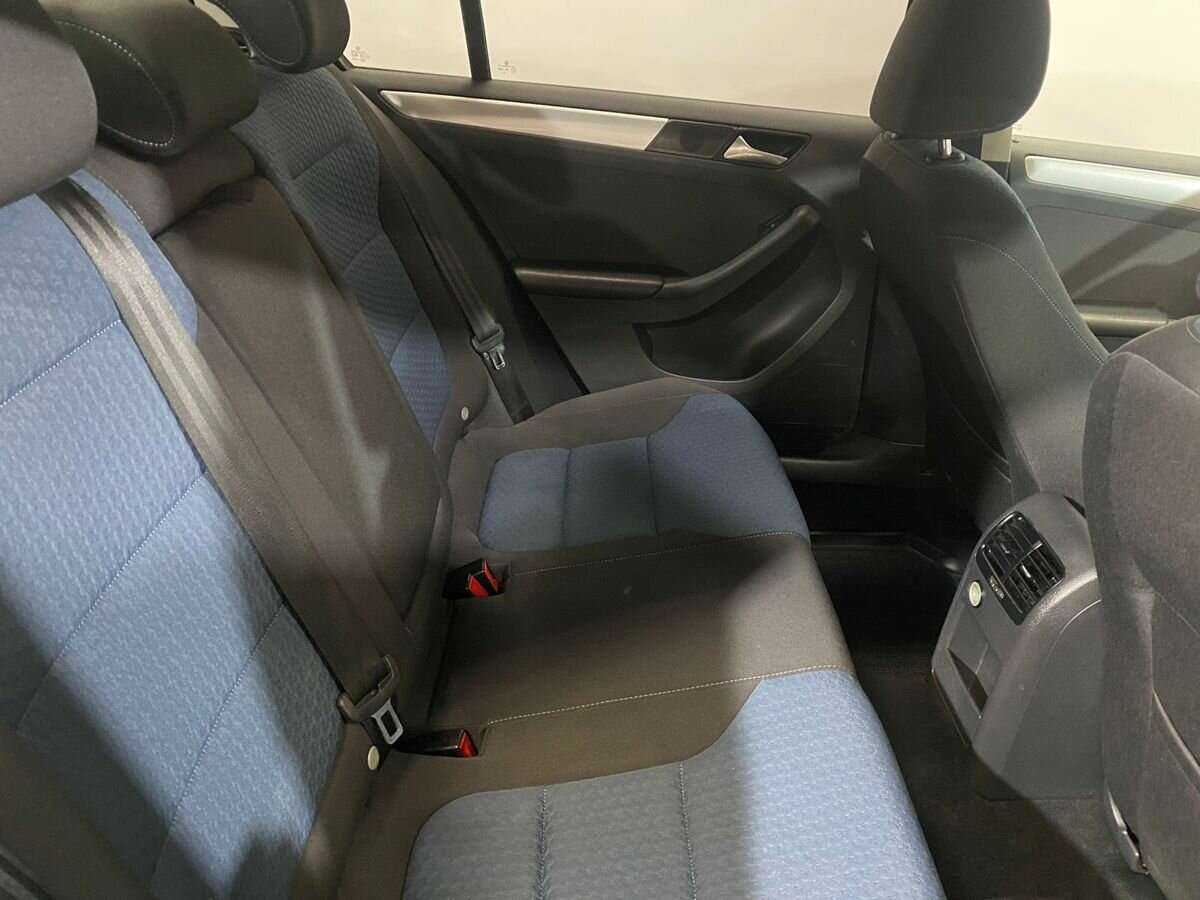 Б/У Фольксваген Джетта 2013 года. Фото: #8