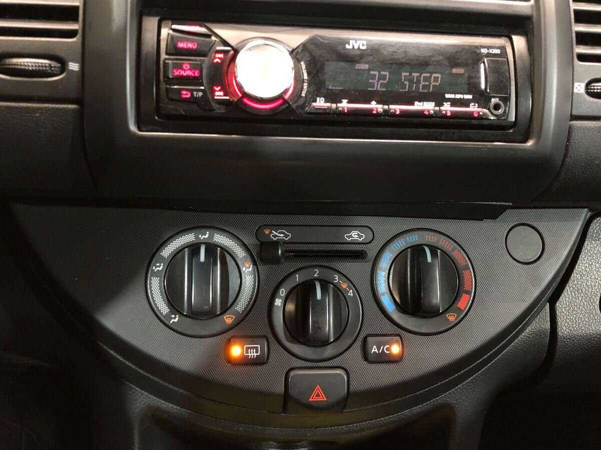 Б/У Ниссан Ноут 2013 года. Фото: #13