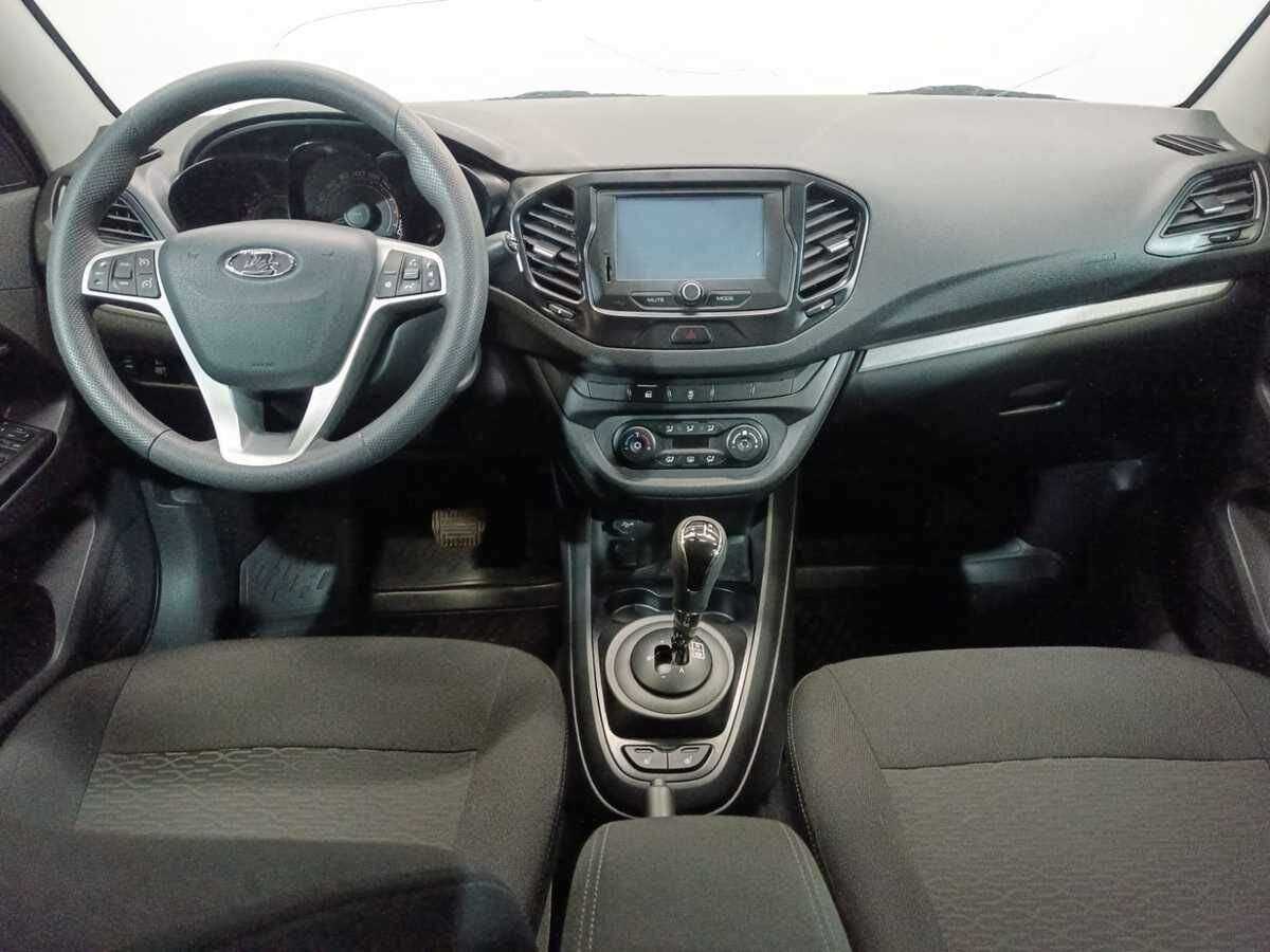 Lada (ВАЗ) Vesta 2018 года с пробегом. Фото: #8