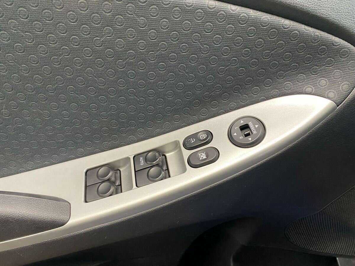 Hyundai Solaris 2012 года с пробегом. Фото: #16