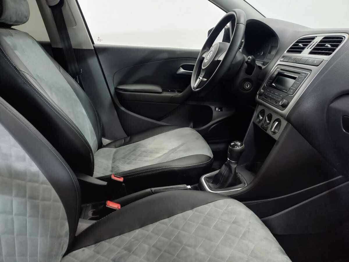 Б/У Фольксваген Поло 2013 года. Фото: #9