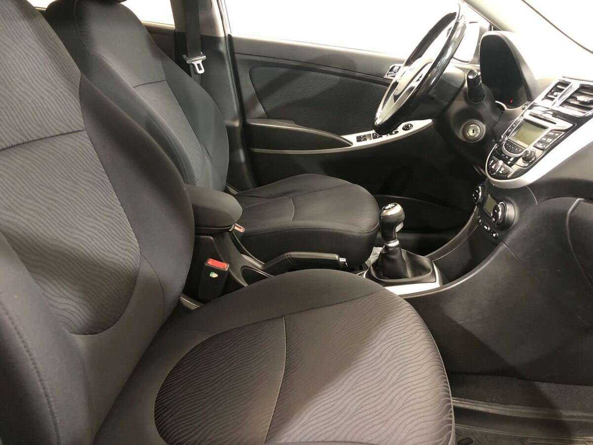 Б/У Хендай Солярис 2014 года. Фото: #9