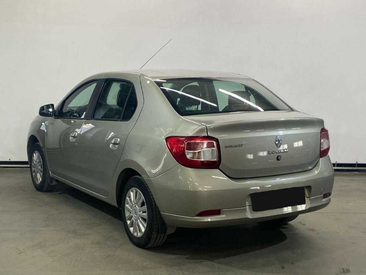 Б/У Рено Логан 2016 года. Фото: #6