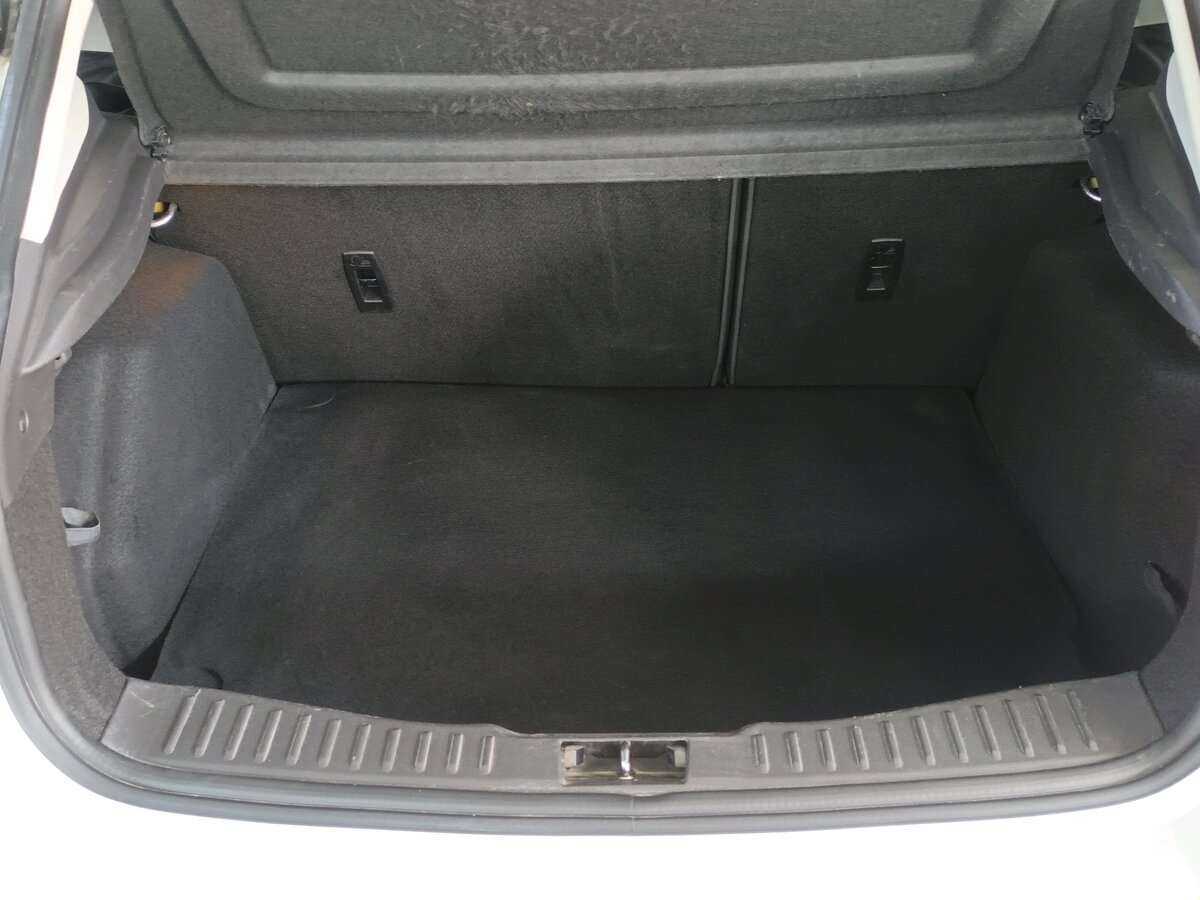 Ford Focus 2019 года с пробегом. Фото: #20