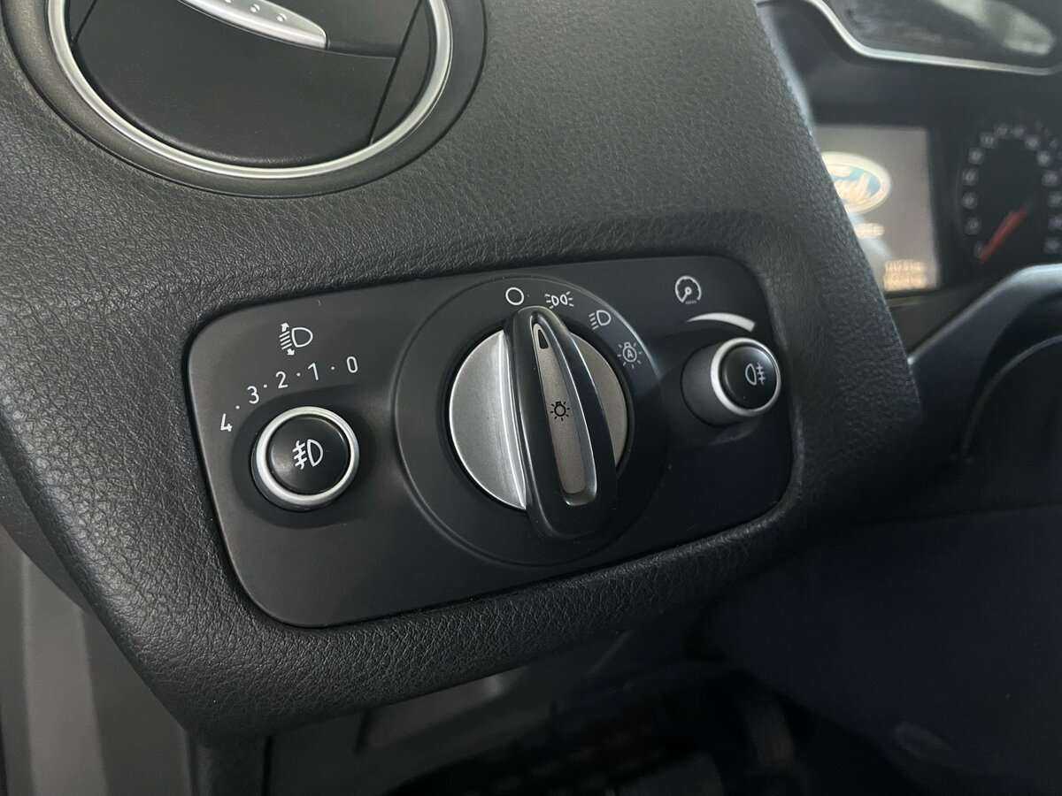 Ford Mondeo 2012 года с пробегом. Фото: #13