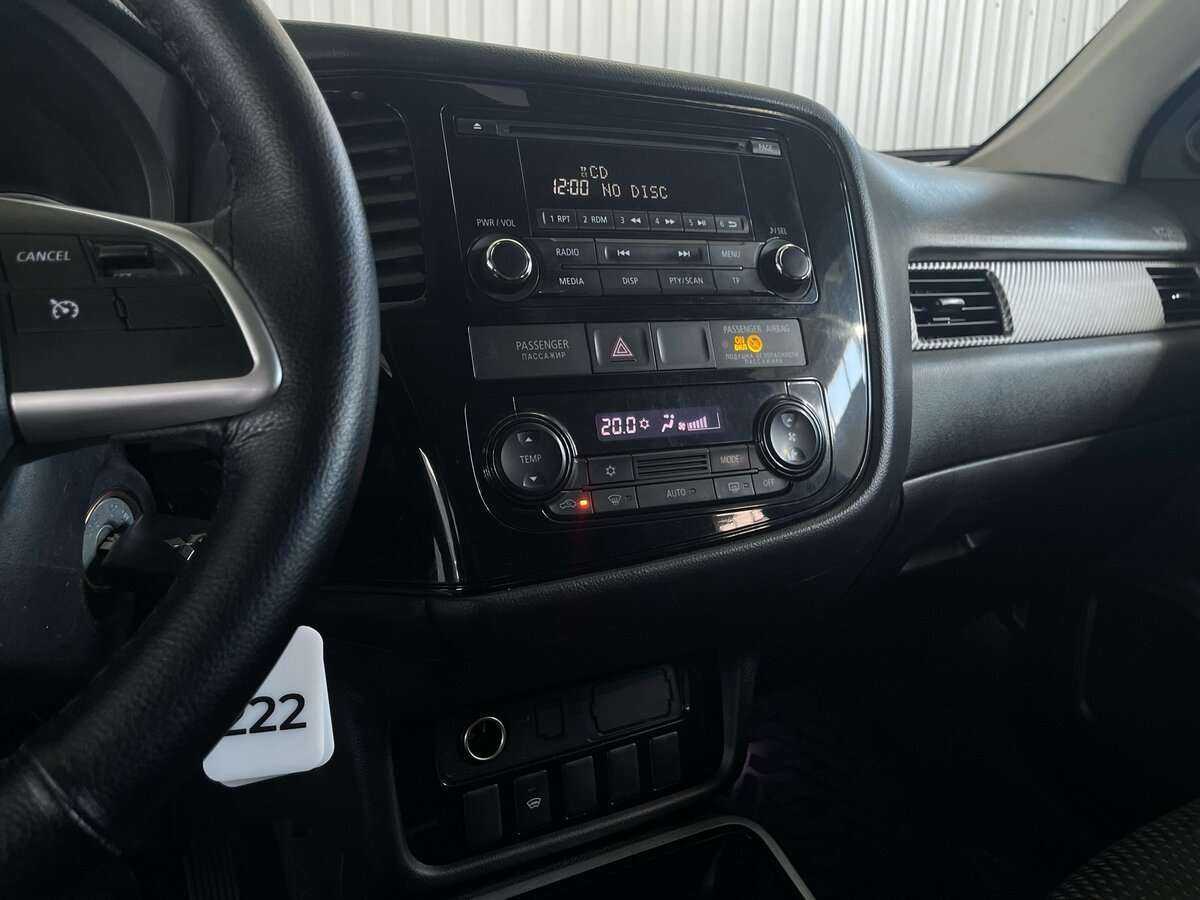 Mitsubishi Outlander 2018 года с пробегом. Фото: #13