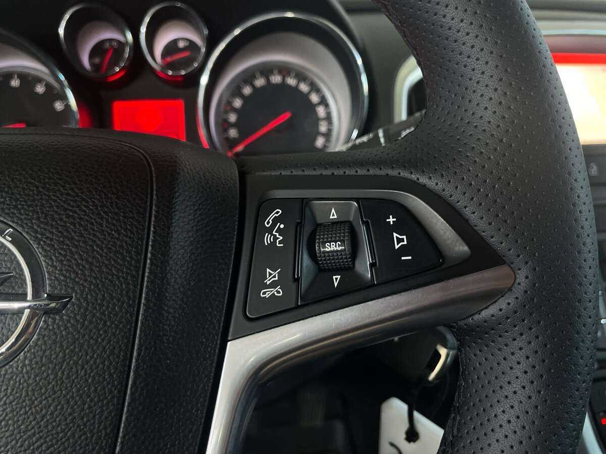 Opel Astra 2014 года с пробегом. Фото: #11