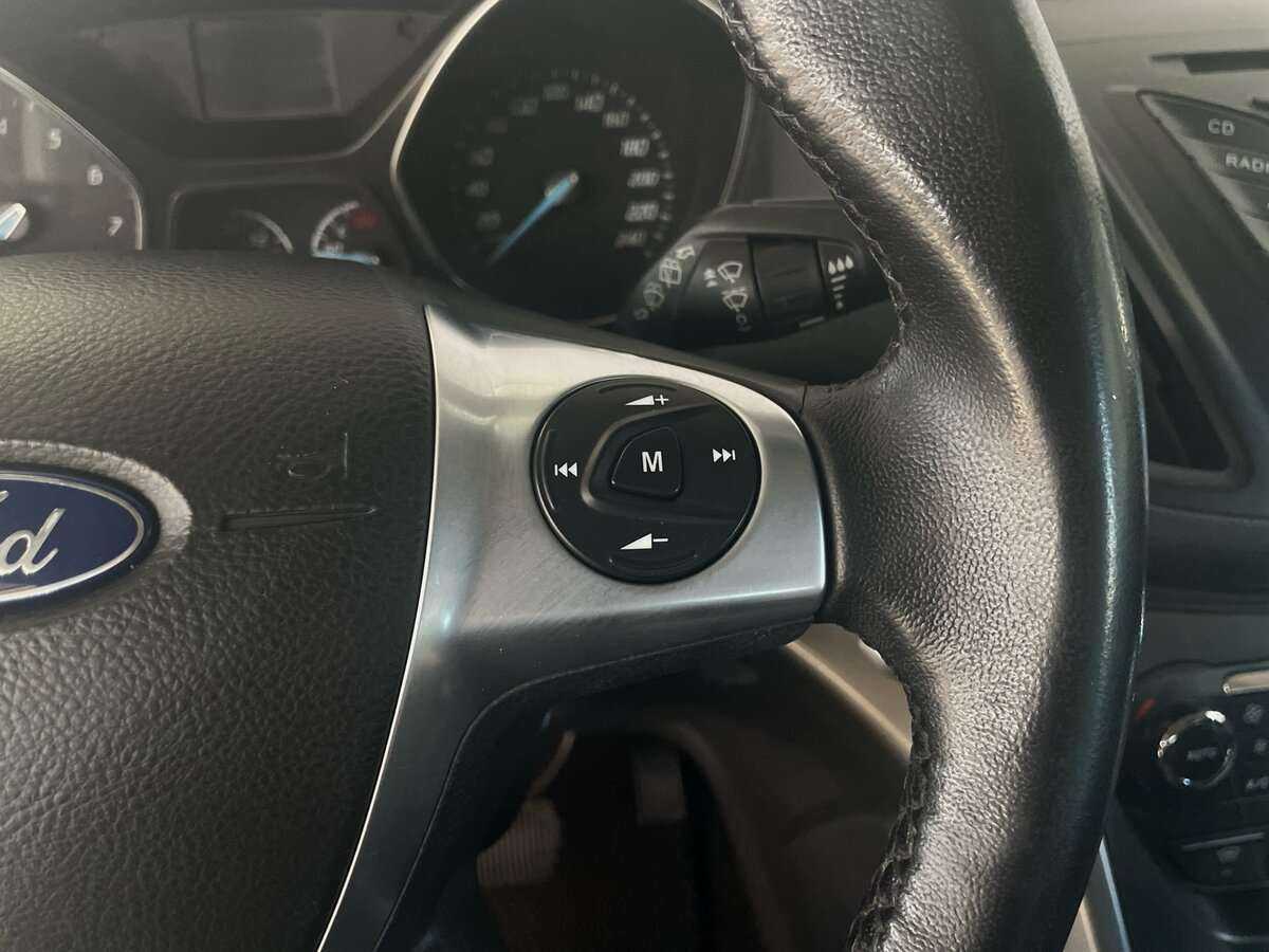 Ford Kuga 2015 года с пробегом. Фото: #11