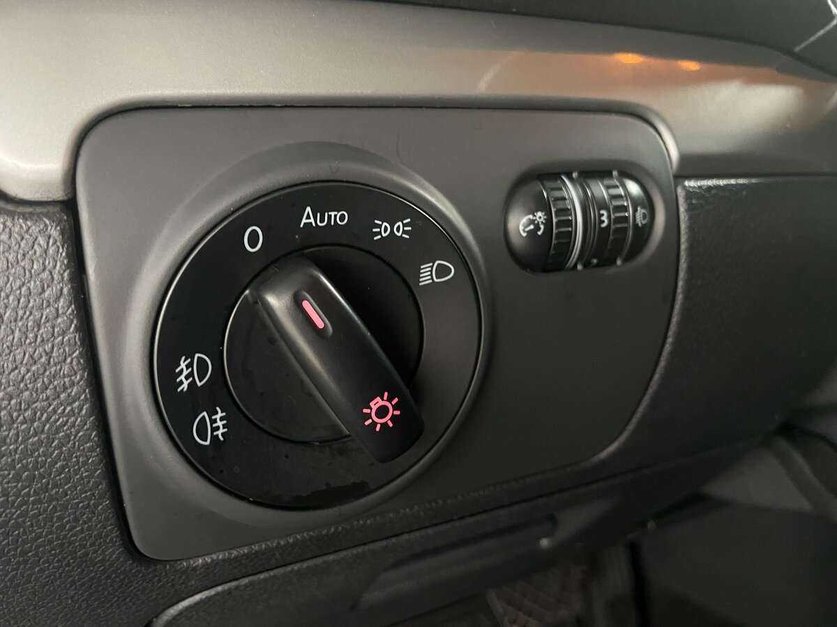 Volkswagen Golf 2012 года с пробегом. Фото: #14