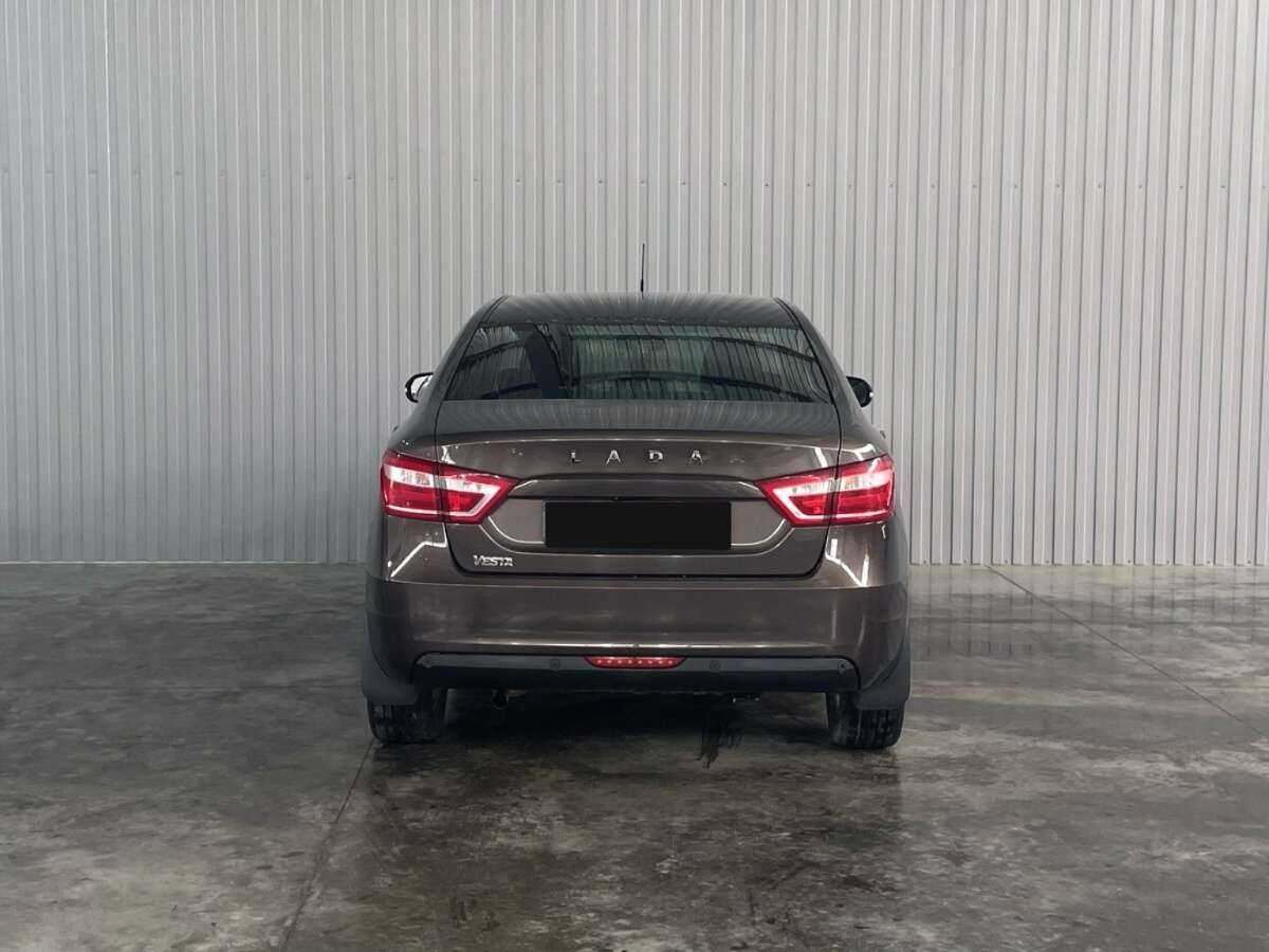 Lada (ВАЗ) Vesta 2018 года с пробегом. Фото: #5