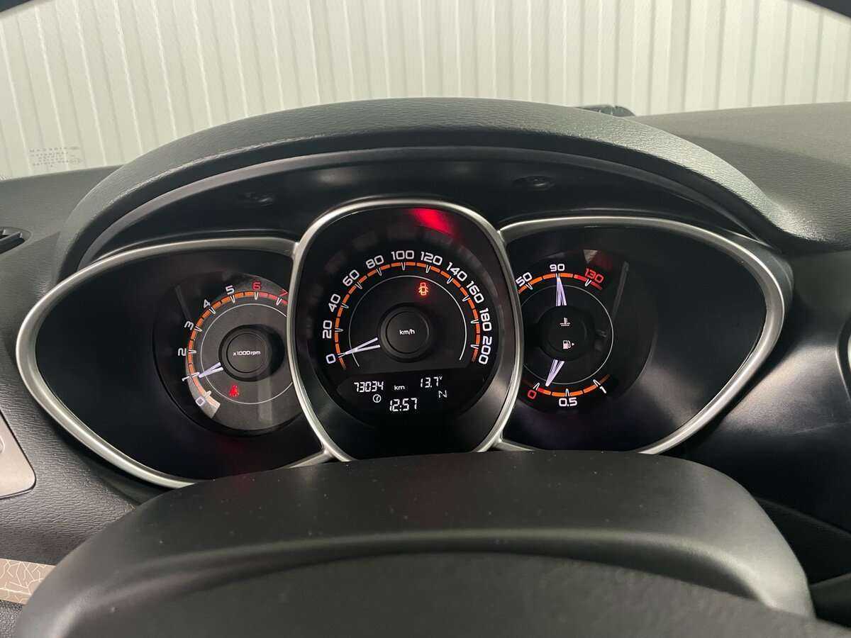 Lada (ВАЗ) Vesta 2018 года с пробегом. Фото: #12