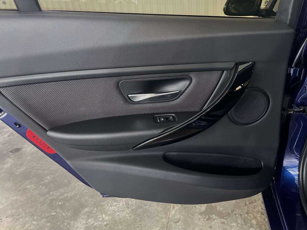 BMW 3 серии 2018 года с пробегом. Фото: #21