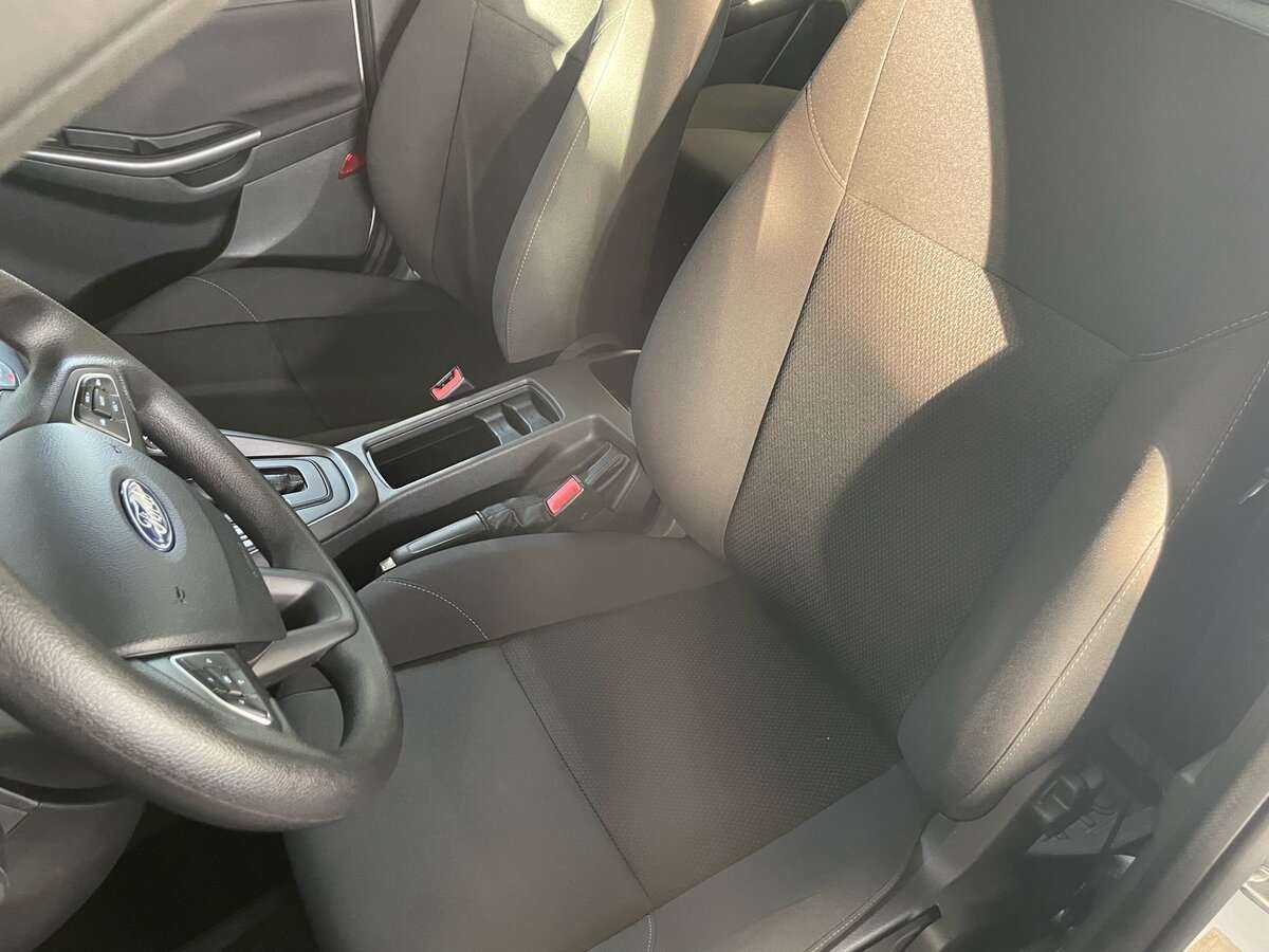 Ford Focus 2018 года с пробегом. Фото: #12