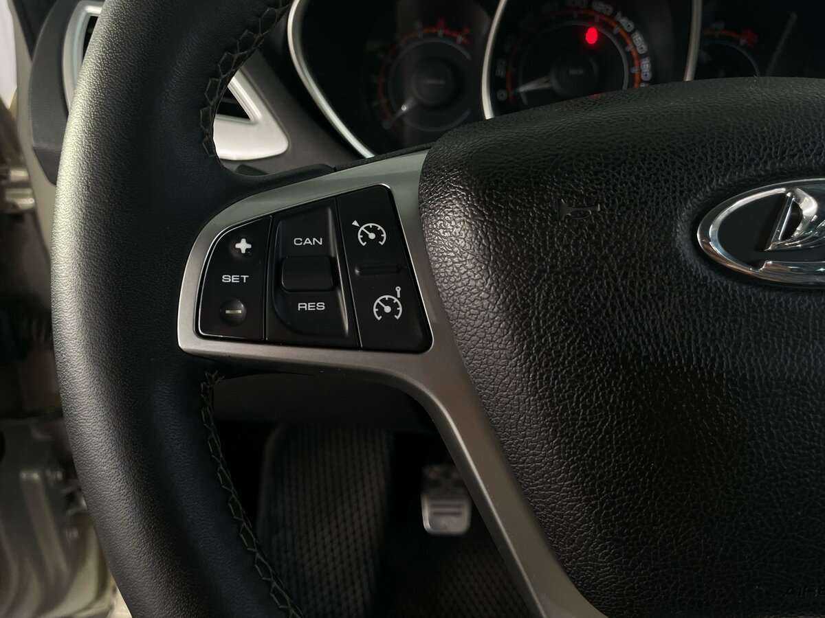 Lada (ВАЗ) Vesta 2017 года с пробегом. Фото: #11