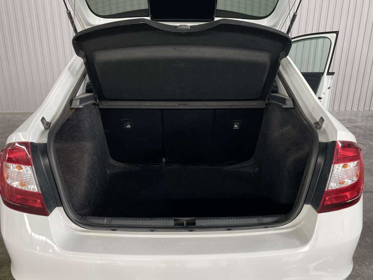 Skoda Rapid 2019 года с пробегом. Фото: #19