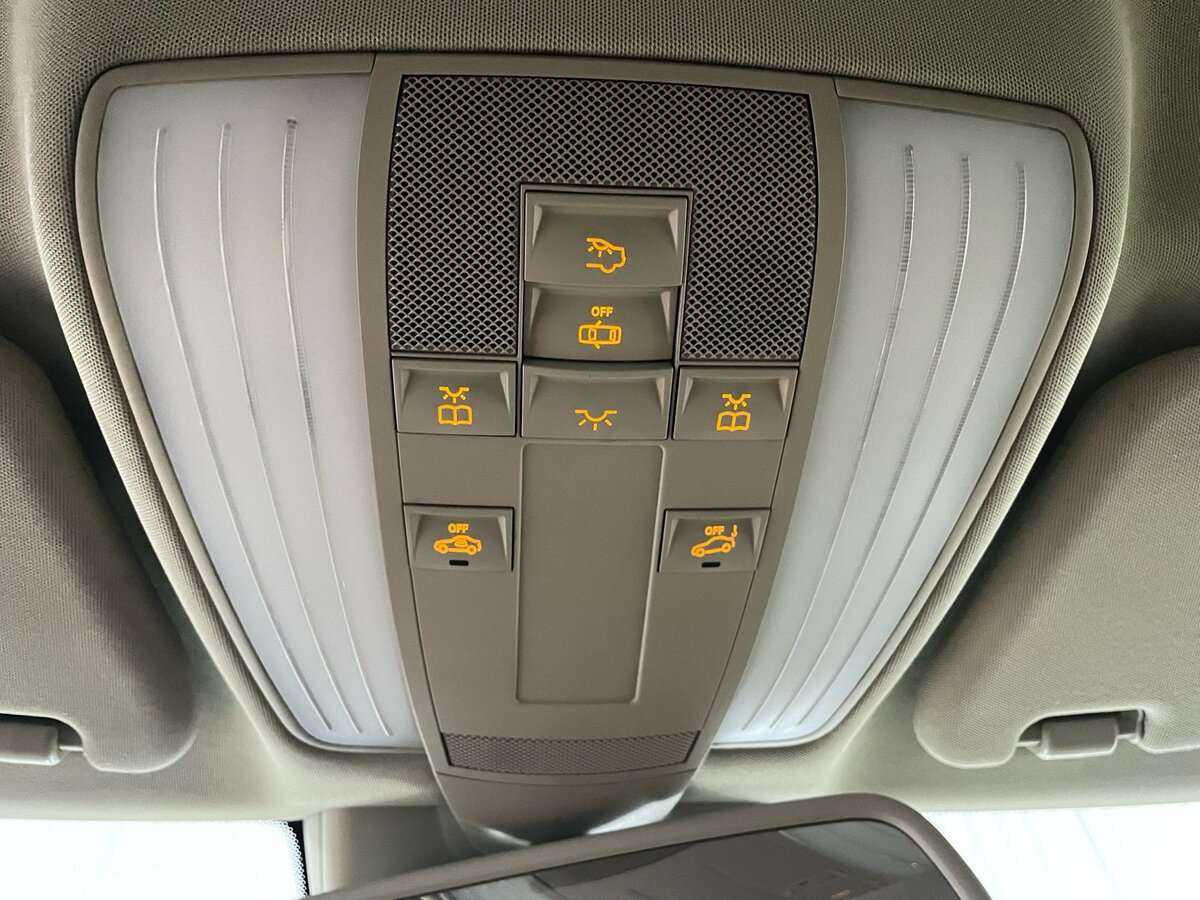 Mercedes-Benz E-Класс 2012 года с пробегом. Фото: #16