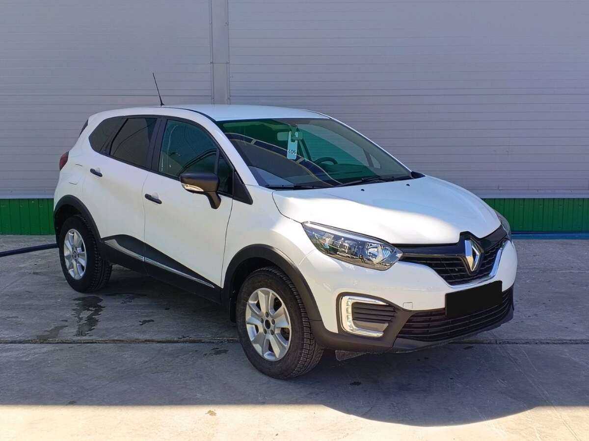 Renault Kaptur 2017 года с пробегом. Фото: #2