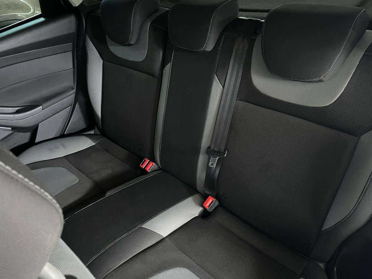 Ford Focus 2014 года с пробегом. Фото: #15