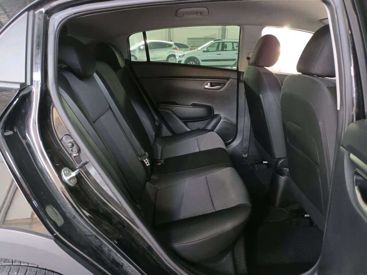 Kia Rio 2021 года с пробегом. Фото: #13