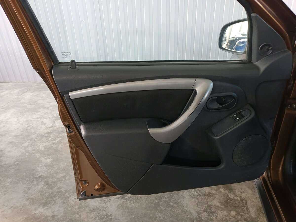 Renault Duster 2012 года с пробегом. Фото: #15