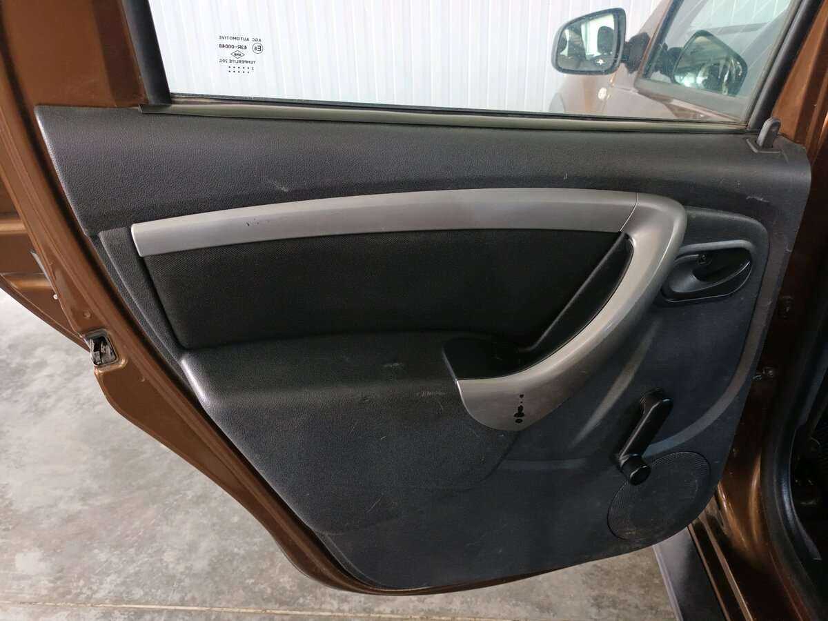 Renault Duster 2012 года с пробегом. Фото: #16