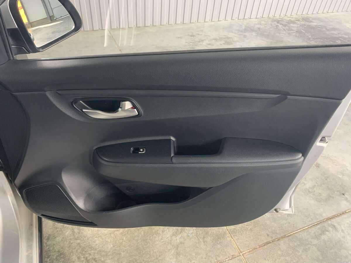 Kia Rio 2019 года с пробегом. Фото: #19