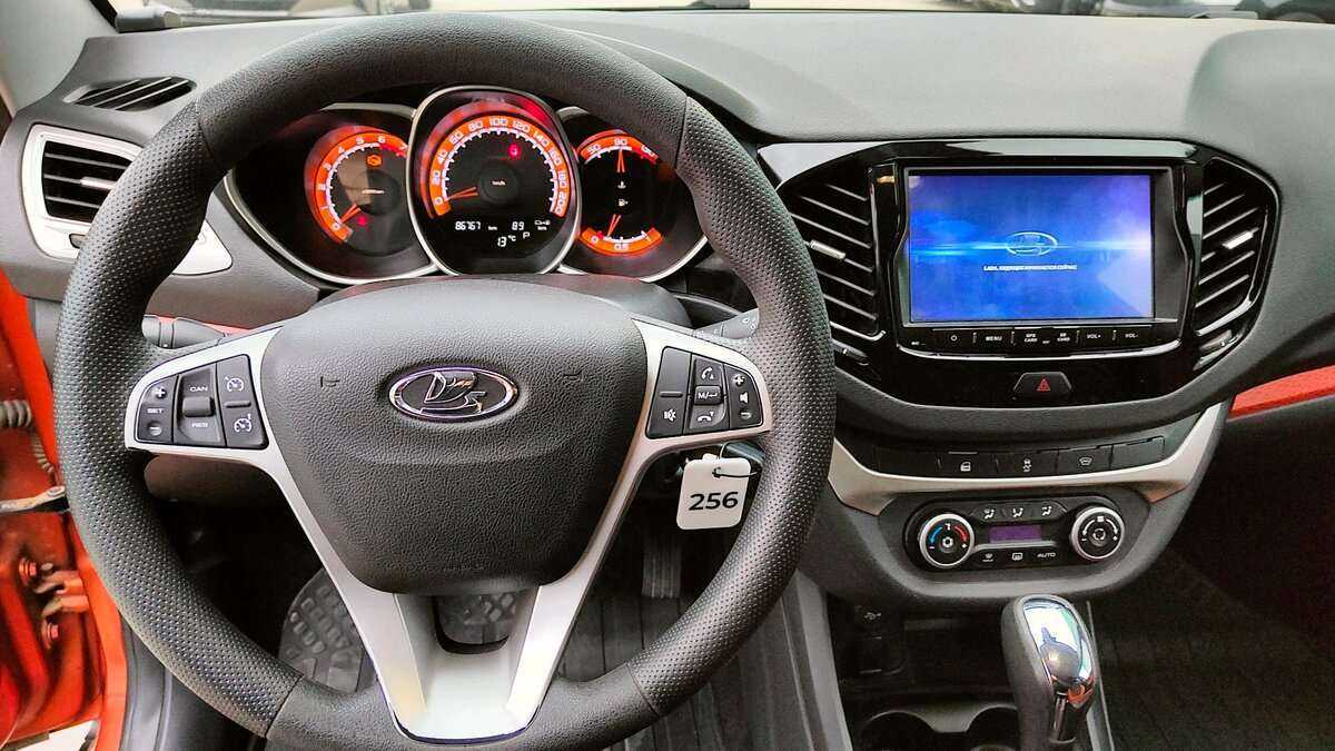 Lada (ВАЗ) Vesta 2019 года с пробегом. Фото: #8