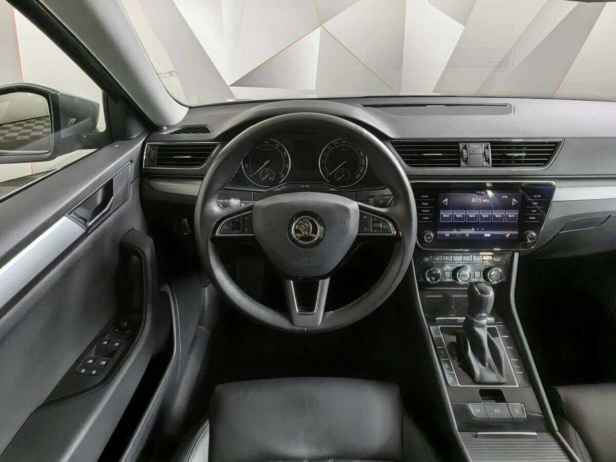 Skoda Superb 2017 года с пробегом. Фото: #15