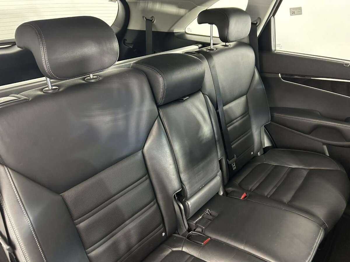 Б/У Киа Соренто 2017 года. Фото: #12